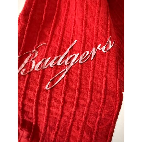 P Michaels Wisconsin Badgers Womens Top XL Red White Rhinestone Collegiate NCAA - Picture 5 of 10